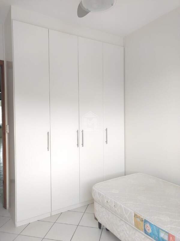 Apartamento para alugar com 3 quartos, 112m² - Foto 4