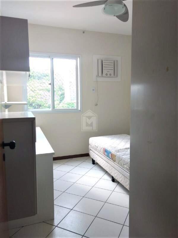 Apartamento para alugar com 3 quartos, 112m² - Foto 7