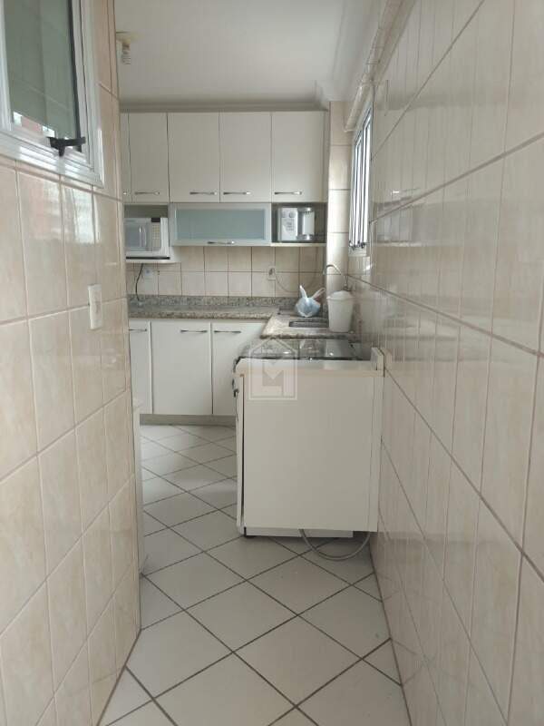 Apartamento para alugar com 3 quartos, 112m² - Foto 17