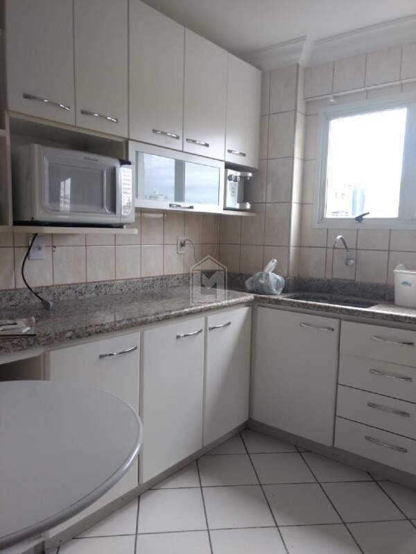 Apartamento para alugar com 3 quartos, 112m² - Foto 15