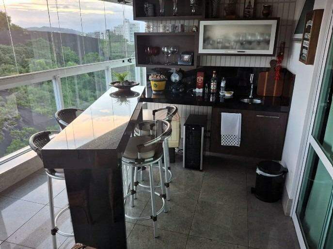 Apartamento, 4 quartos, 178 m² - Foto 1