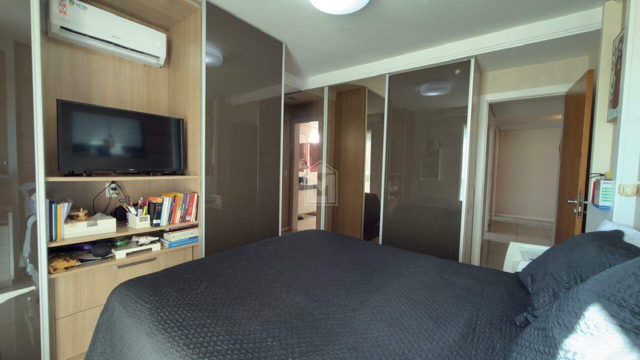 Apartamento à venda no Praia do Canto: pto 4 quartos na Praia do canto
