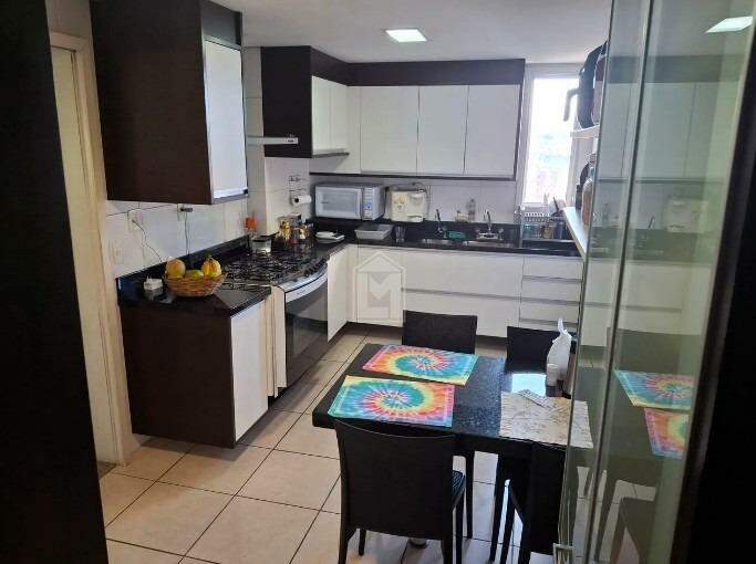 Apartamento, 4 quartos, 178 m² - Foto 4