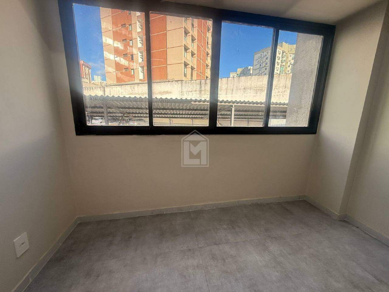 Sala-Conjunto, 30 m² - Foto 1