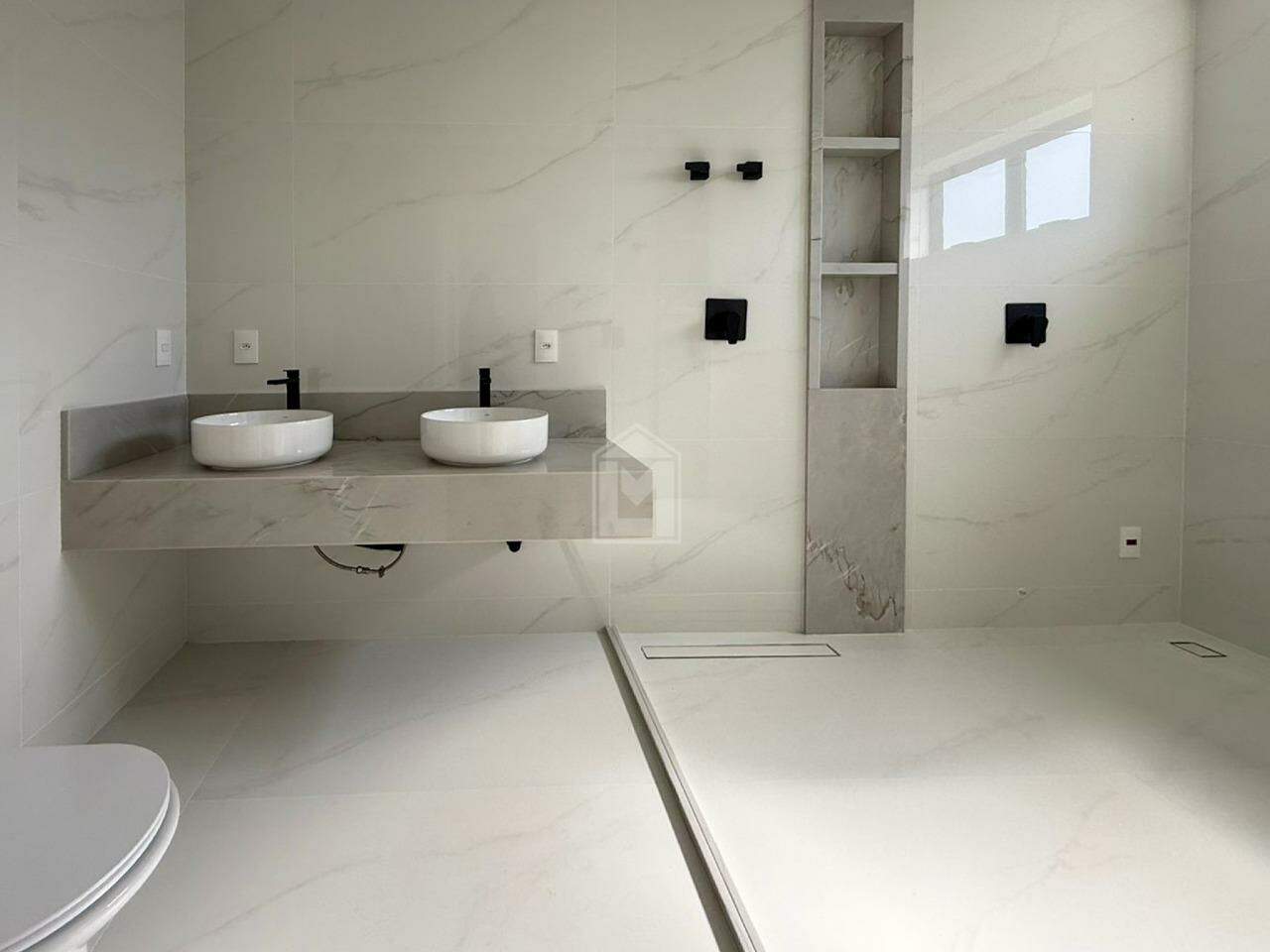 Casa, 4 quartos, 337 m² - Foto 22