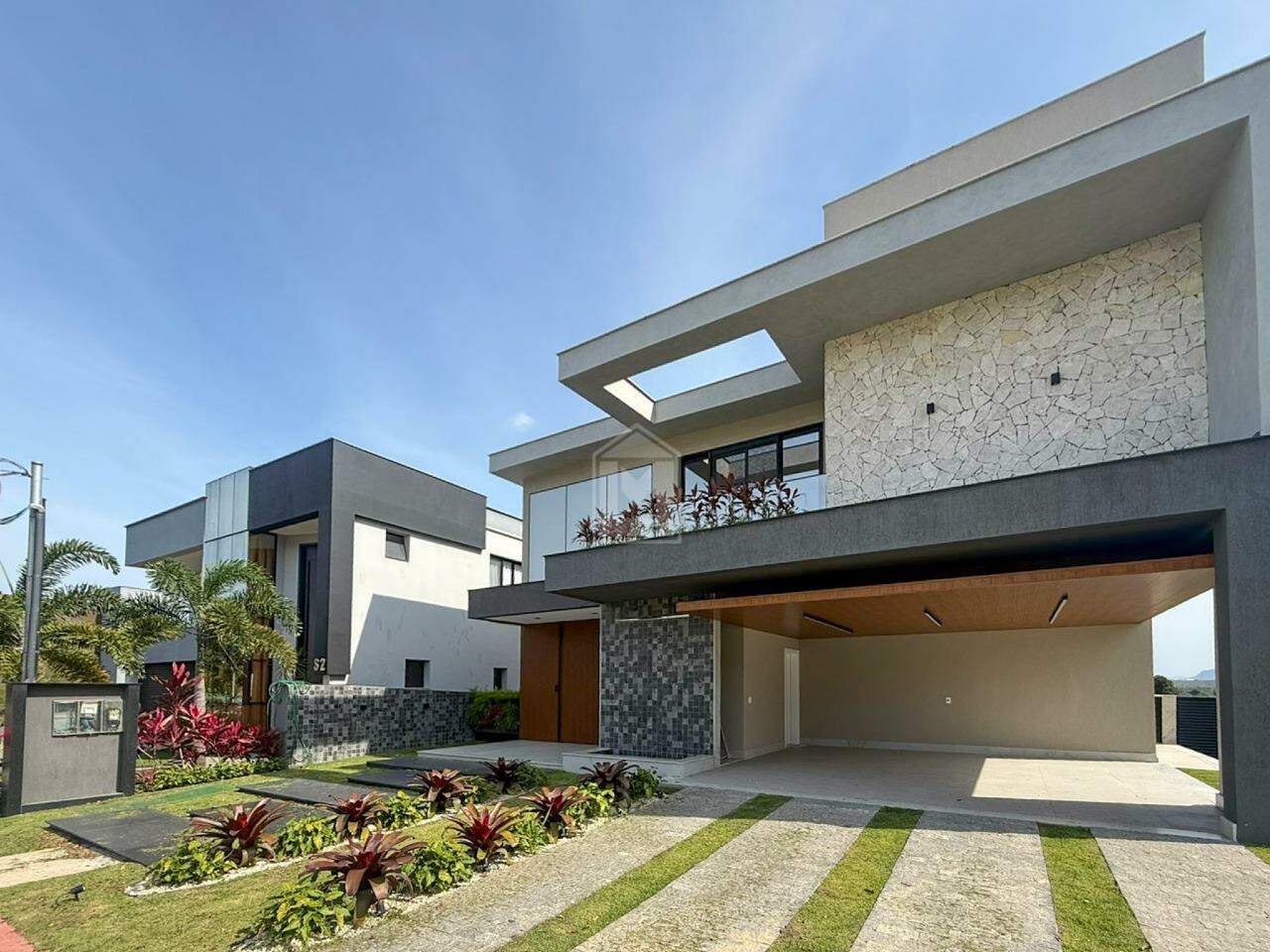 Casa, 4 quartos, 337 m² - Foto 1