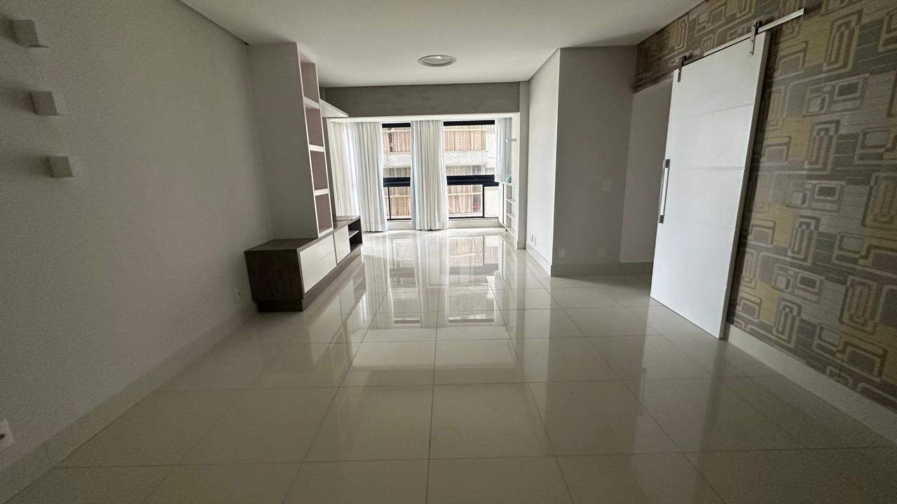 Apartamento, 4 quartos, 217 m² - Foto 1