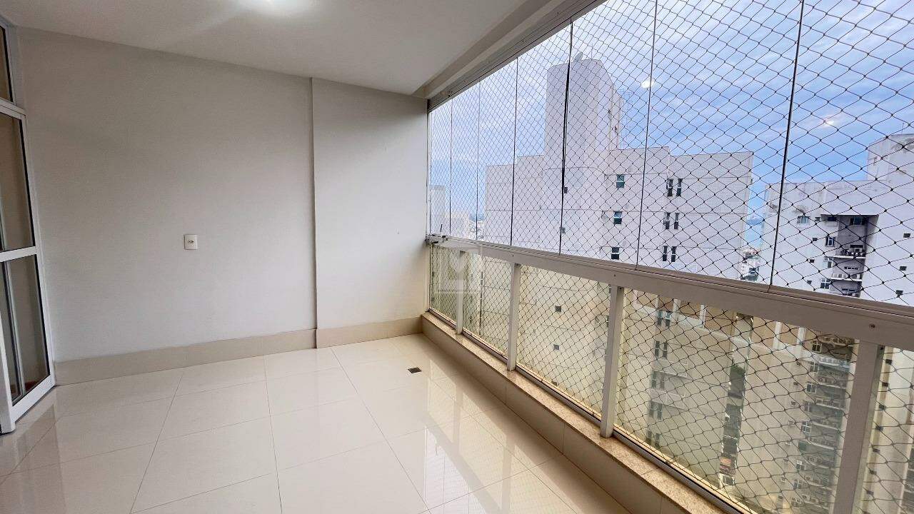 Apartamento, 3 quartos, 100 m² - Foto 2