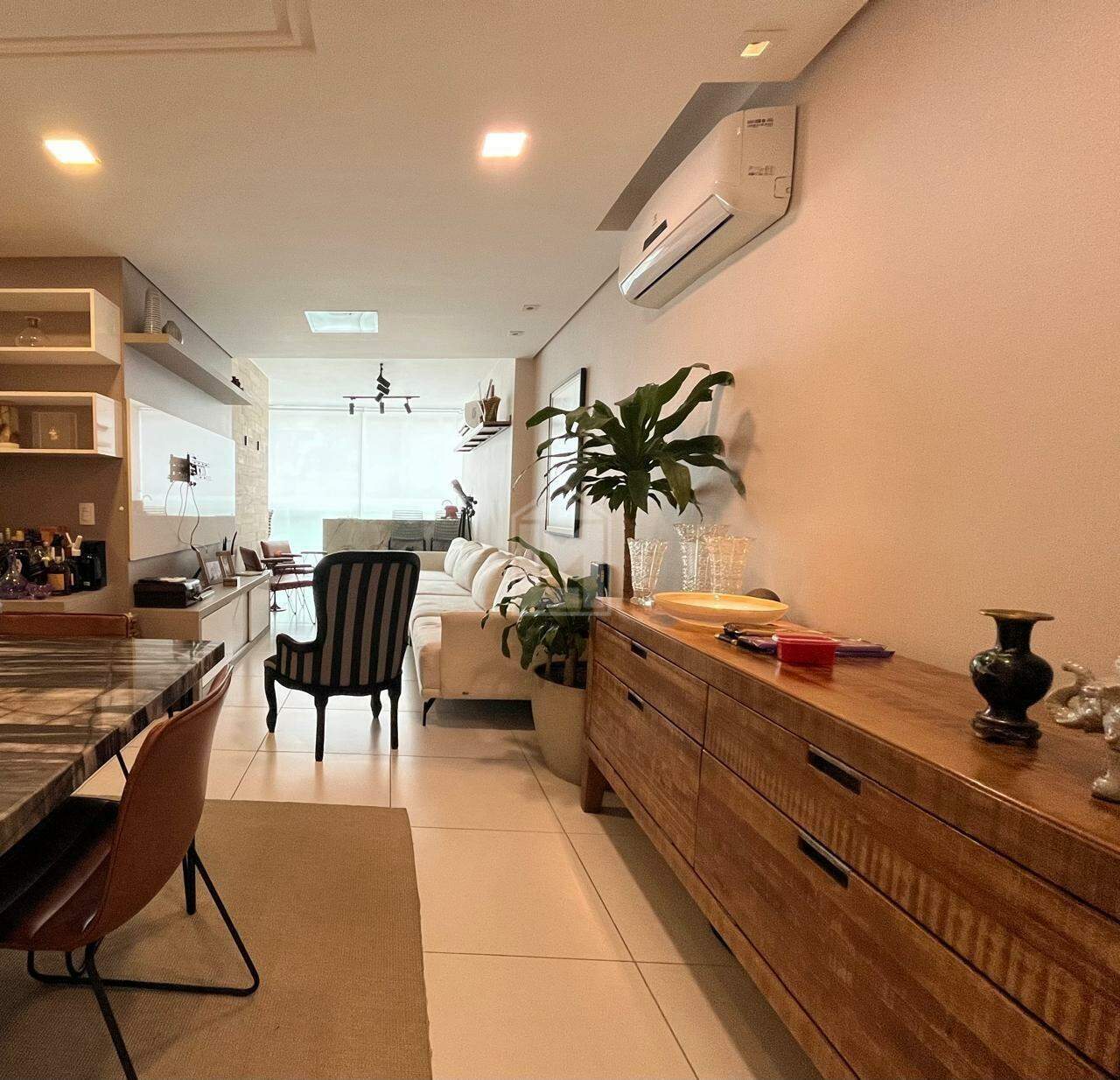 Apartamento, 4 quartos, 140 m² - Foto 1