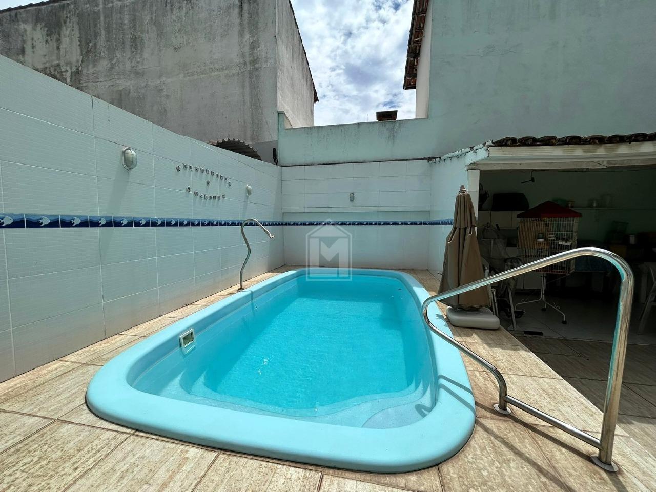 Casa, 4 quartos, 380 m² - Foto 1