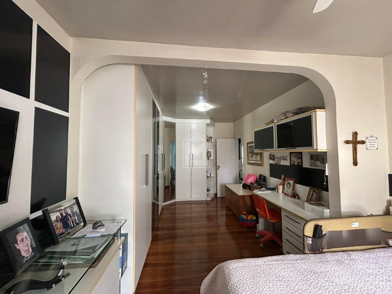 Casa, 4 quartos, 380 m² - Foto 22