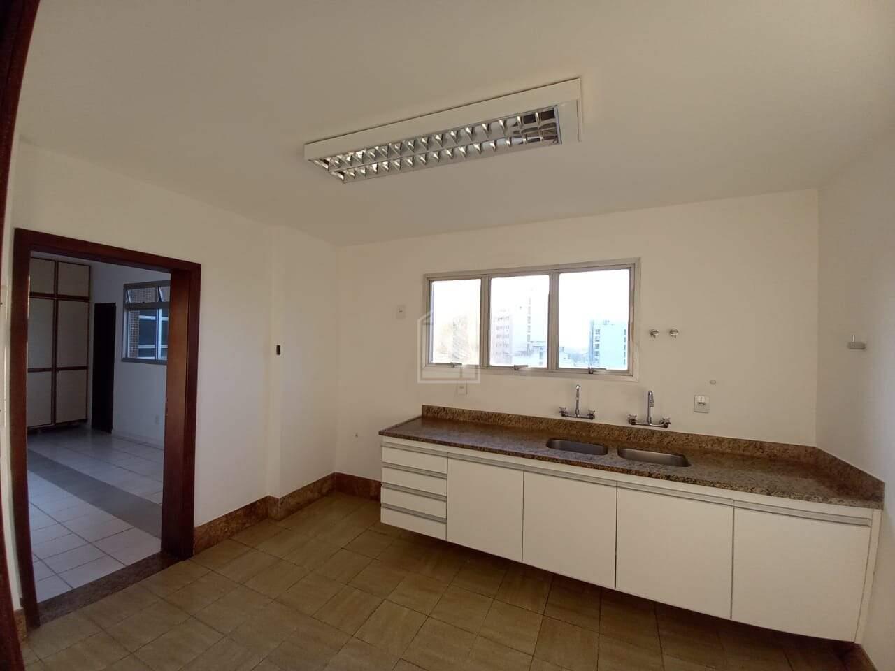 Apartamento, 4 quartos, 250 m² - Foto 23