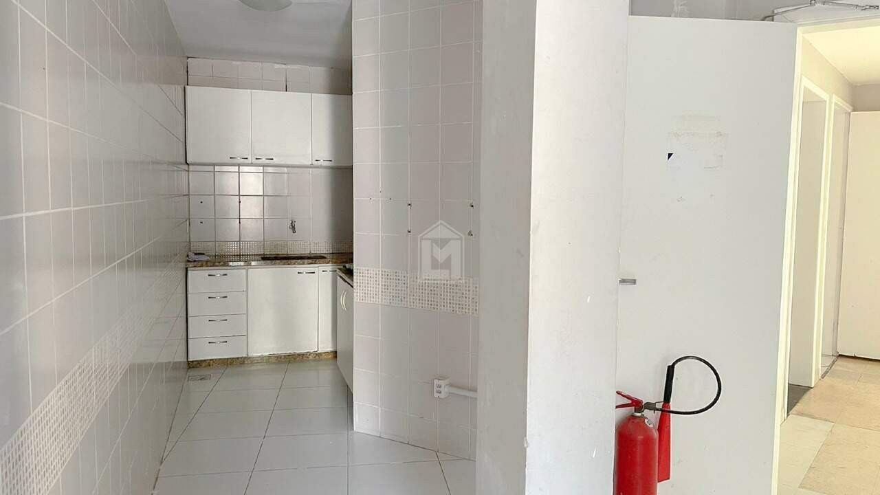 Casa, 10 quartos, 436 m² - Foto 4