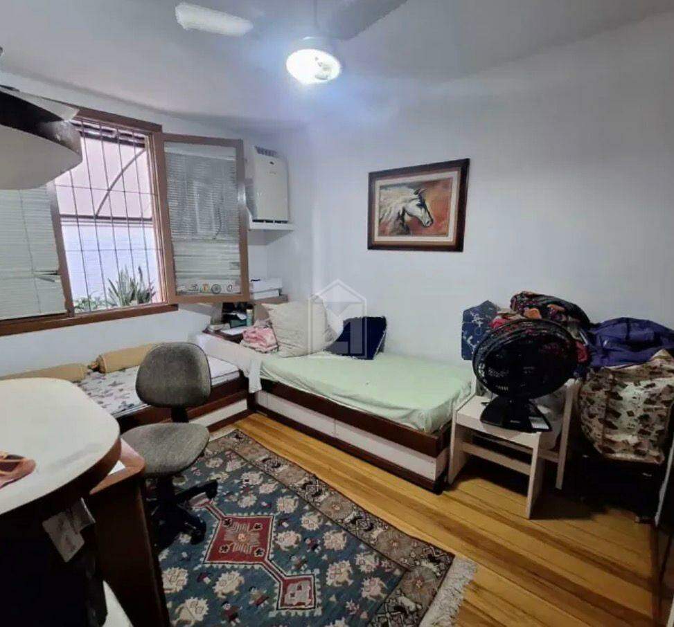 Casa, 4 quartos, 240 m² - Foto 13