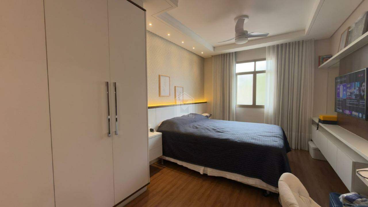 Casa, 4 quartos, 254 m² - Foto 28