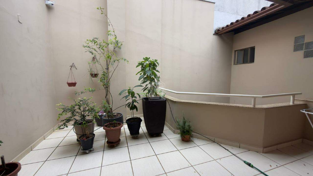 Casa, 4 quartos, 254 m² - Foto 18
