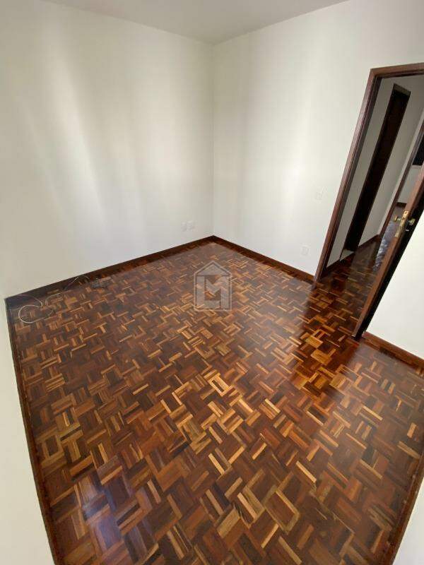 Apartamento, 3 quartos, 100 m² - Foto 2