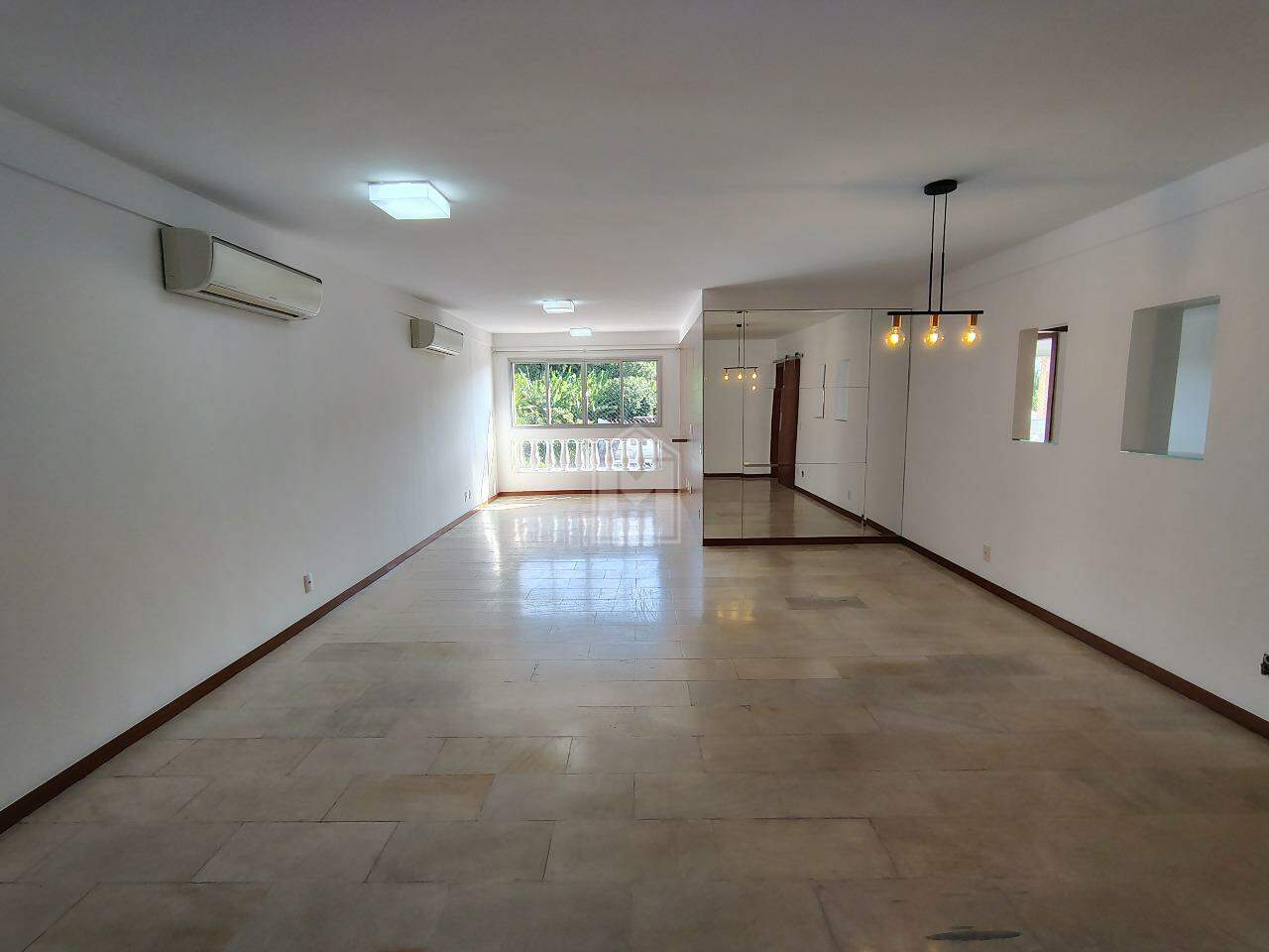 Apartamento, 3 quartos, 145 m² - Foto 2