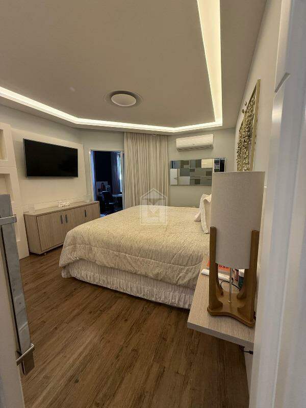 Casa, 4 quartos, 295 m² - Foto 9