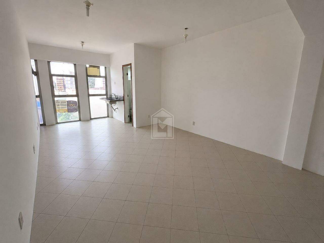 Sala à venda no Bento Ferreira: 