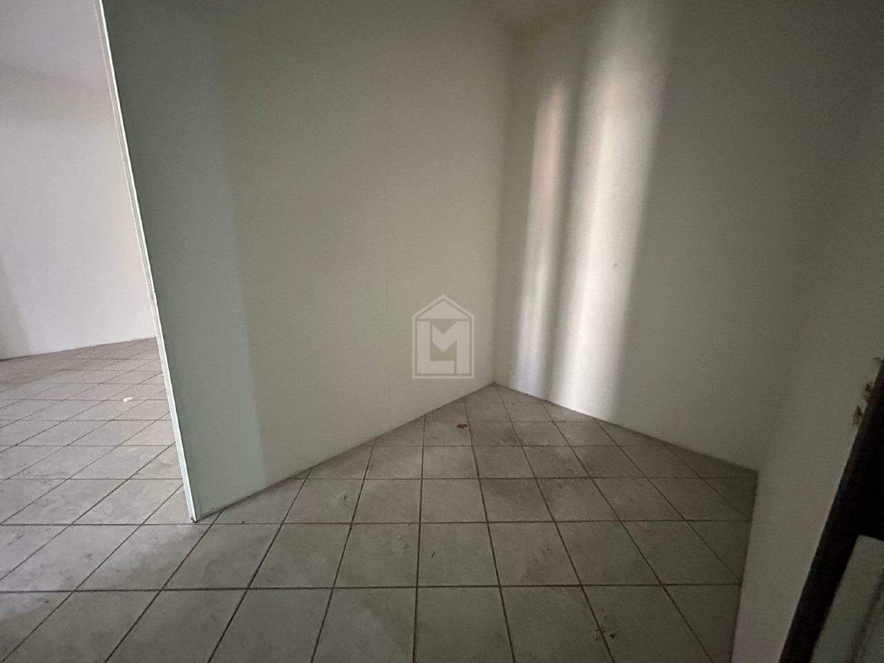 Sala à venda no Bento Ferreira: 