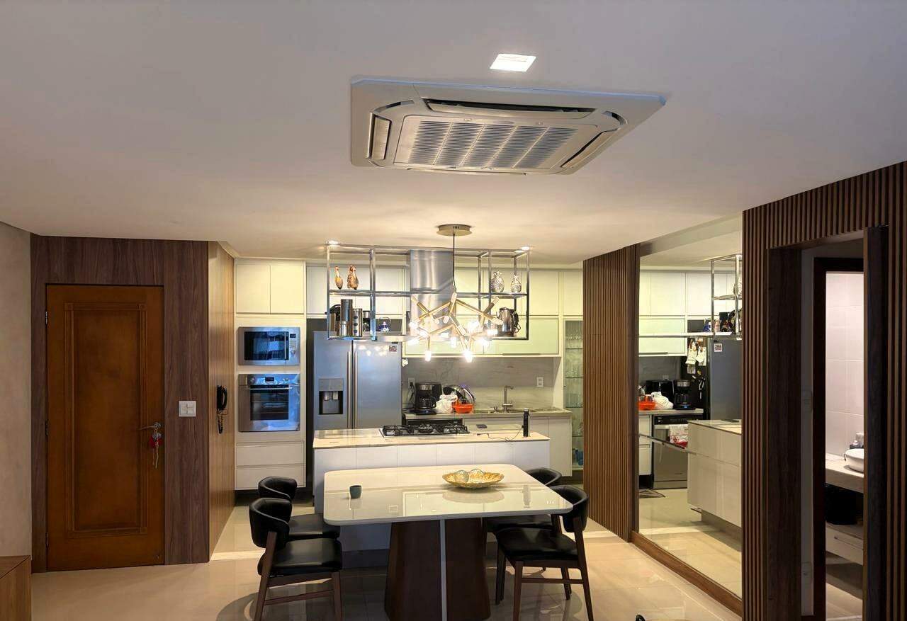 Apartamento à venda no Mata da Praia: 