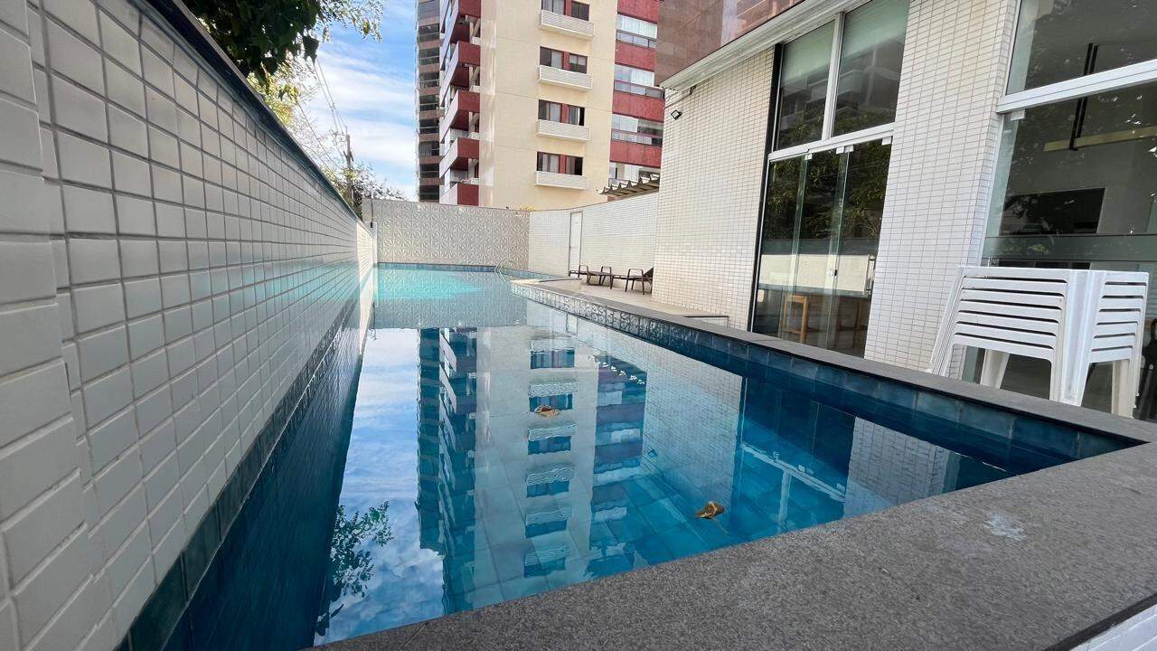 Apartamento à venda no Mata da Praia: 