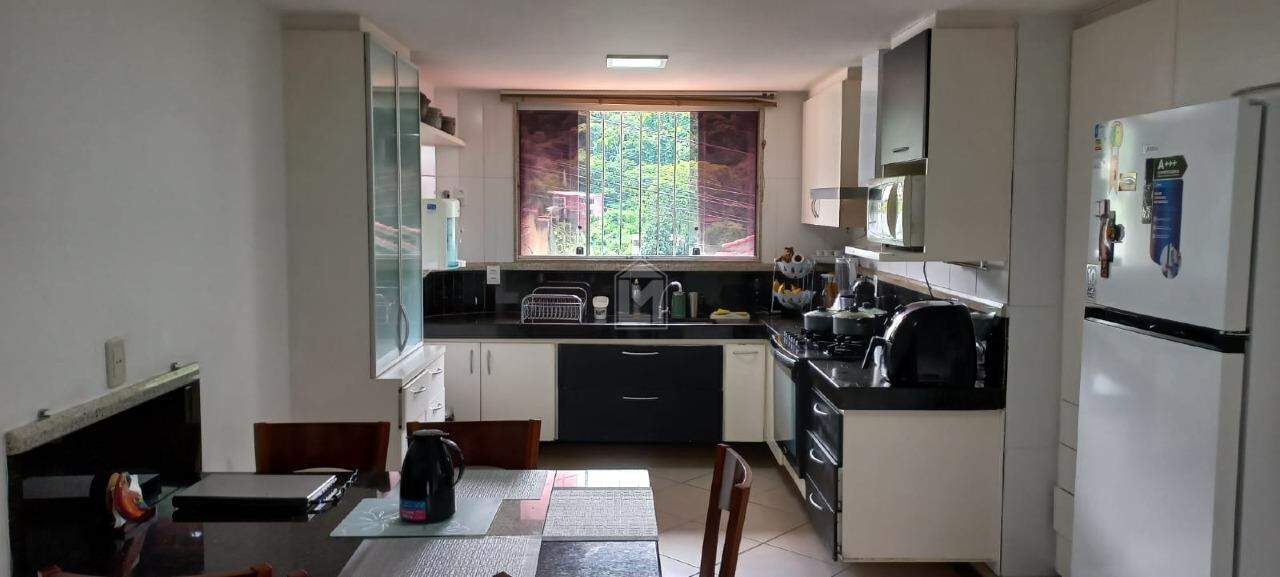 Casa à venda no Fradinhos: 