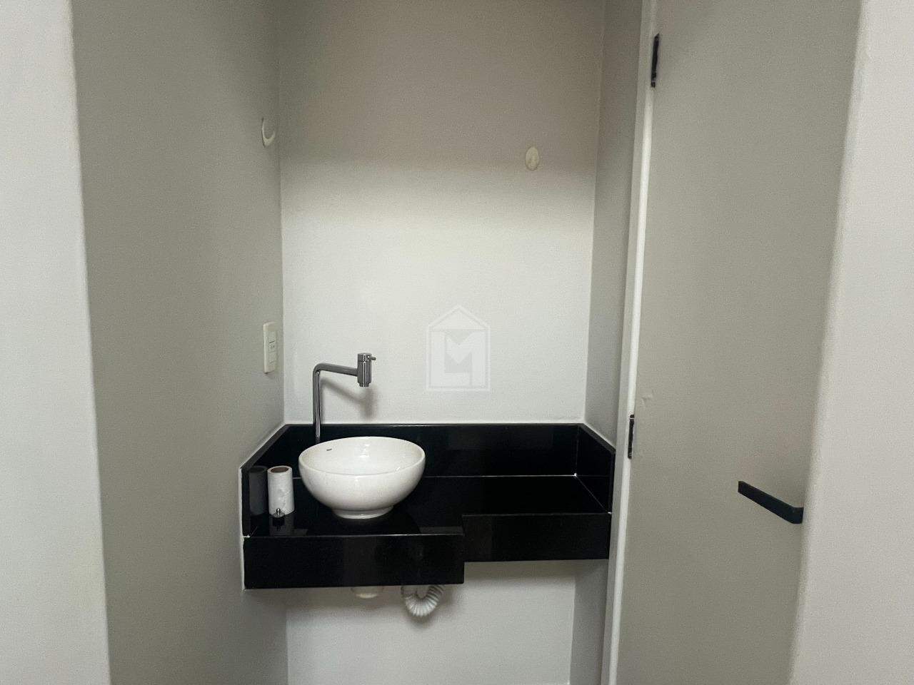 Sala para aluguel no Santa Lúcia: 