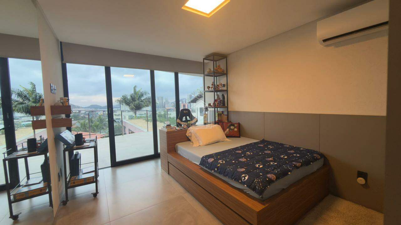 Casa, 4 quartos, 700 m² - Foto 10