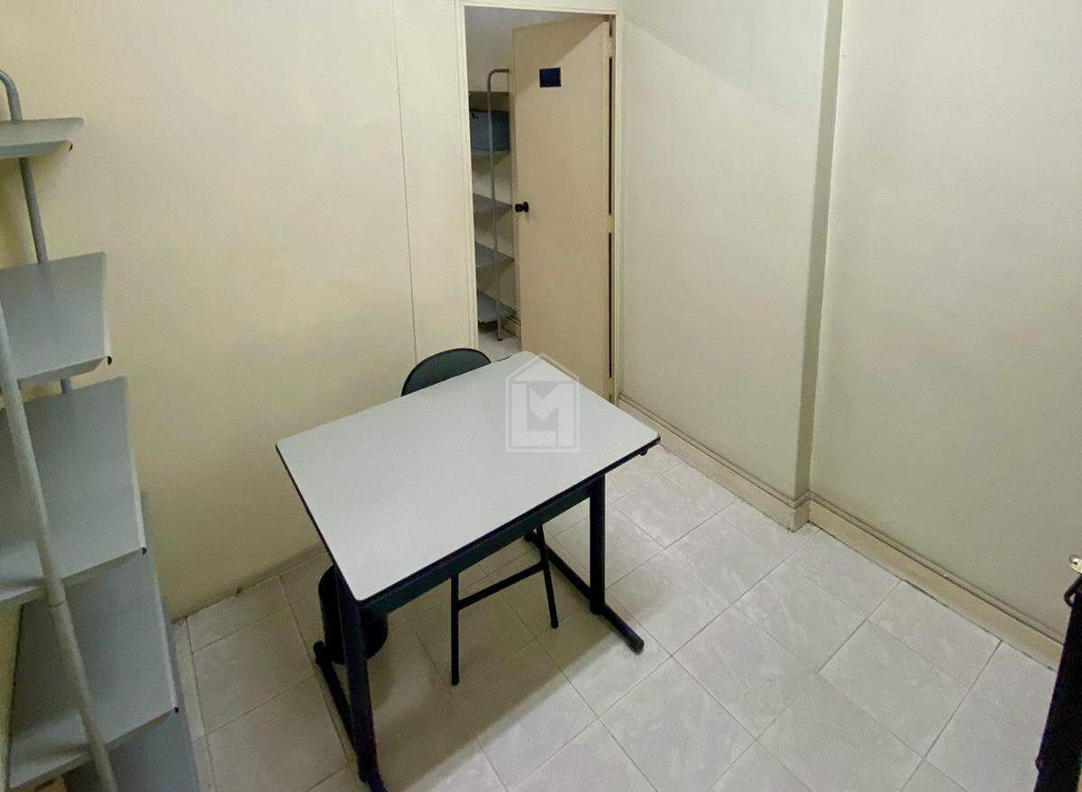 Sala para aluguel no Centro: 