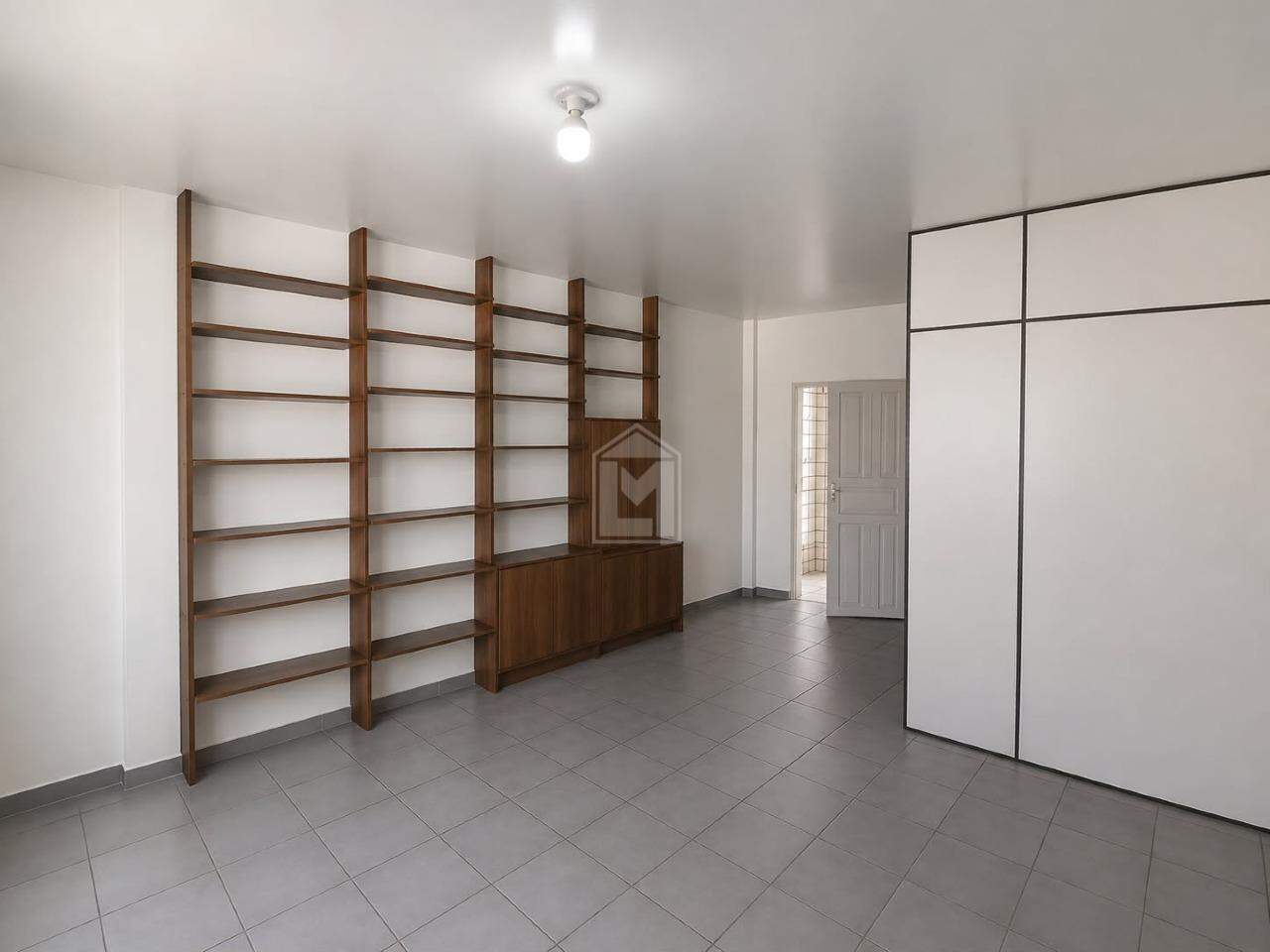 Sala para aluguel no Centro: 