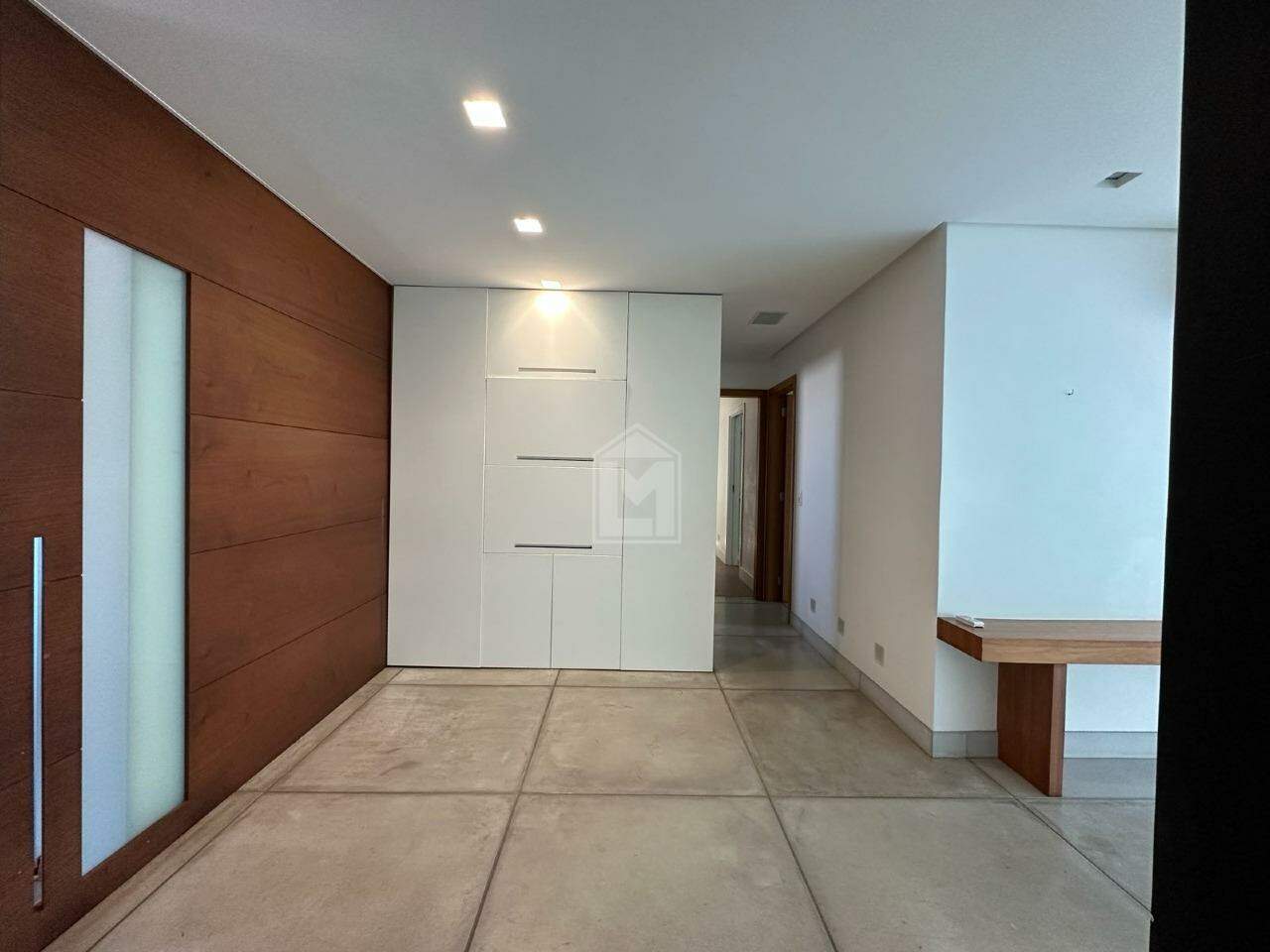 Apartamento à venda no Praia do Canto: Apto Miolo Praia do Canto