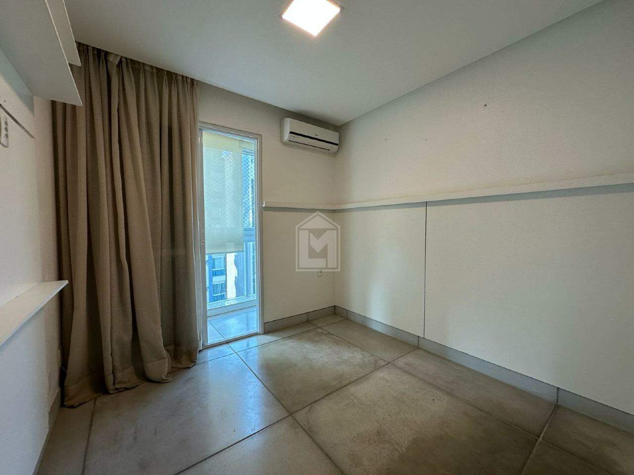 Apartamento à venda no Praia do Canto: Apto Miolo Praia do Canto