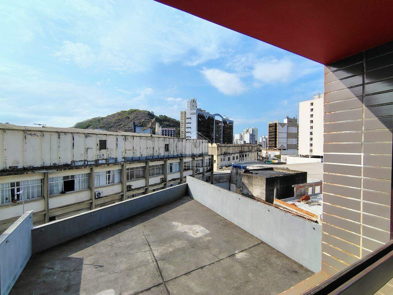 Sala para aluguel no Praia do Suá: 
