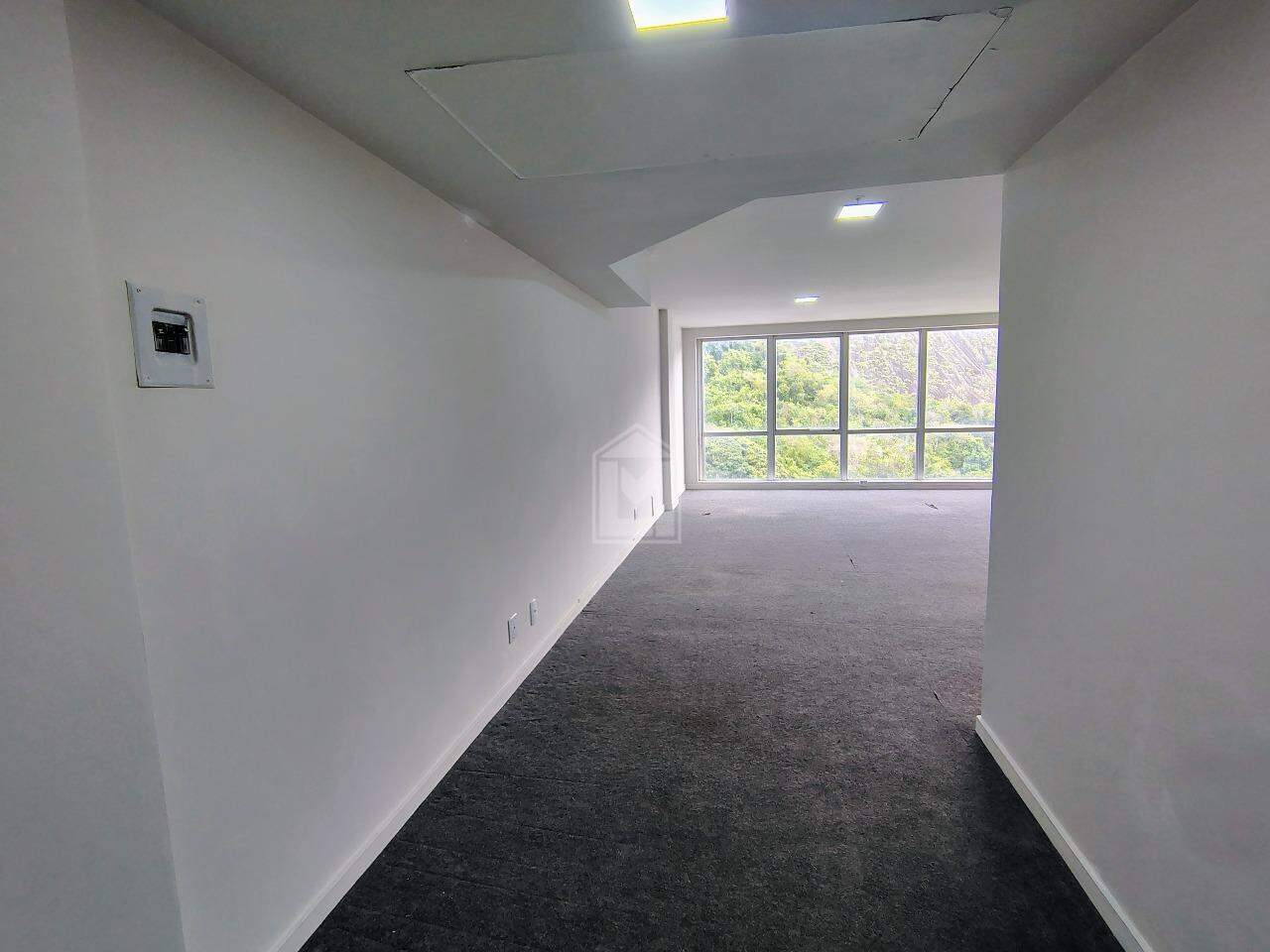 Sala para aluguel no Centro: 