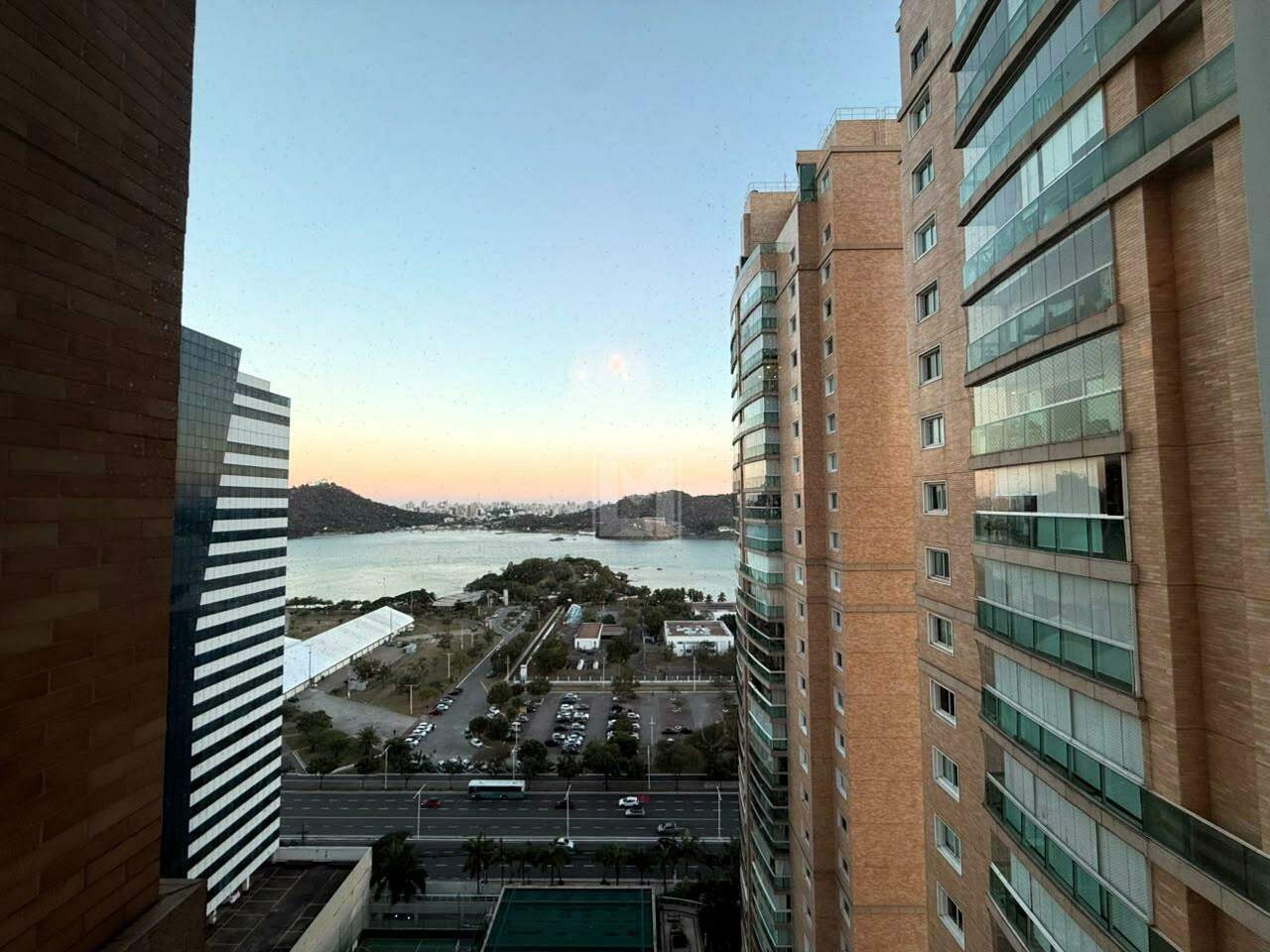 Apartamento, 3 quartos, 170 m² - Foto 2