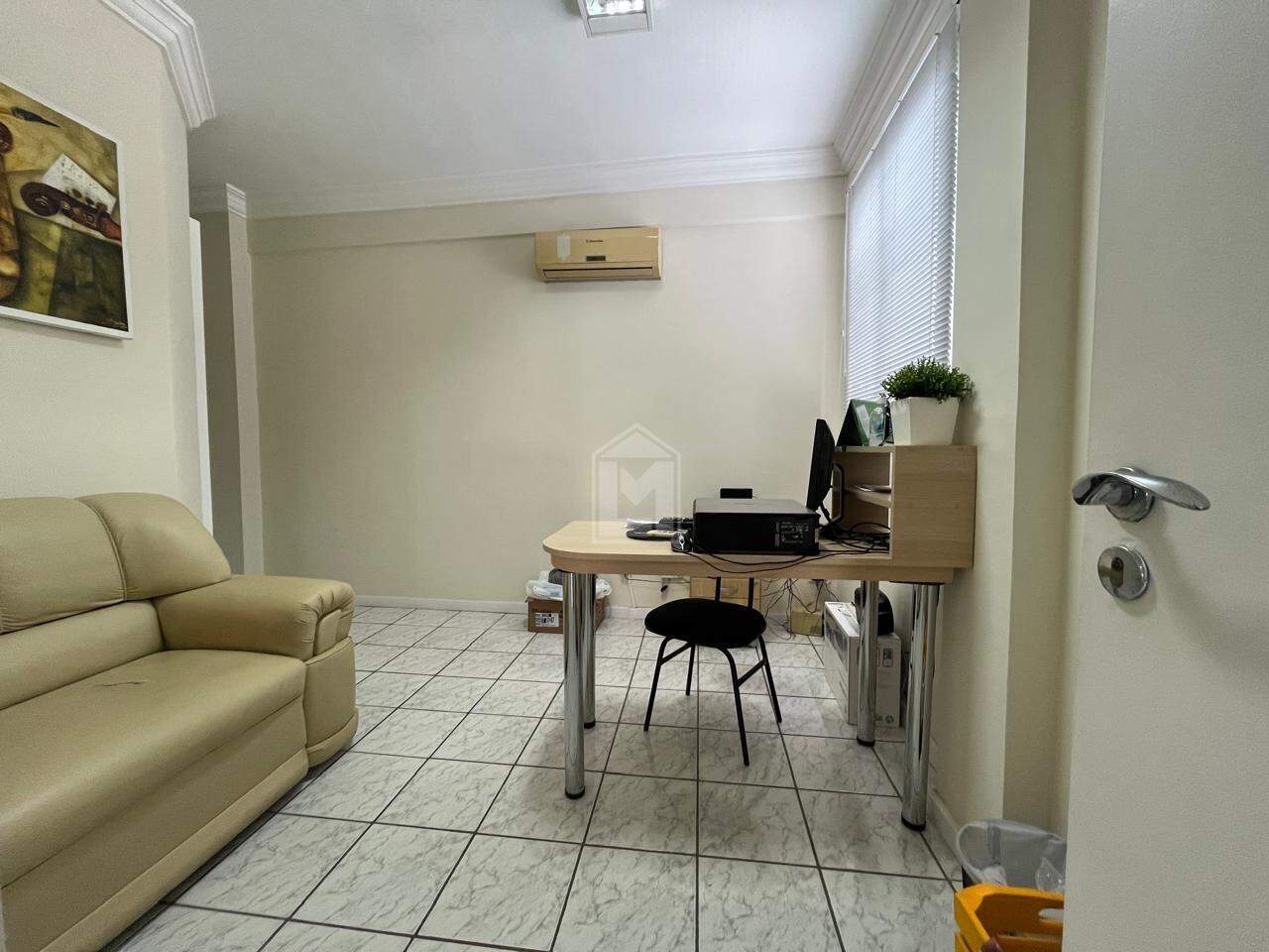 Sala para aluguel no Praia do Suá: Sala a venda Praia do Sua