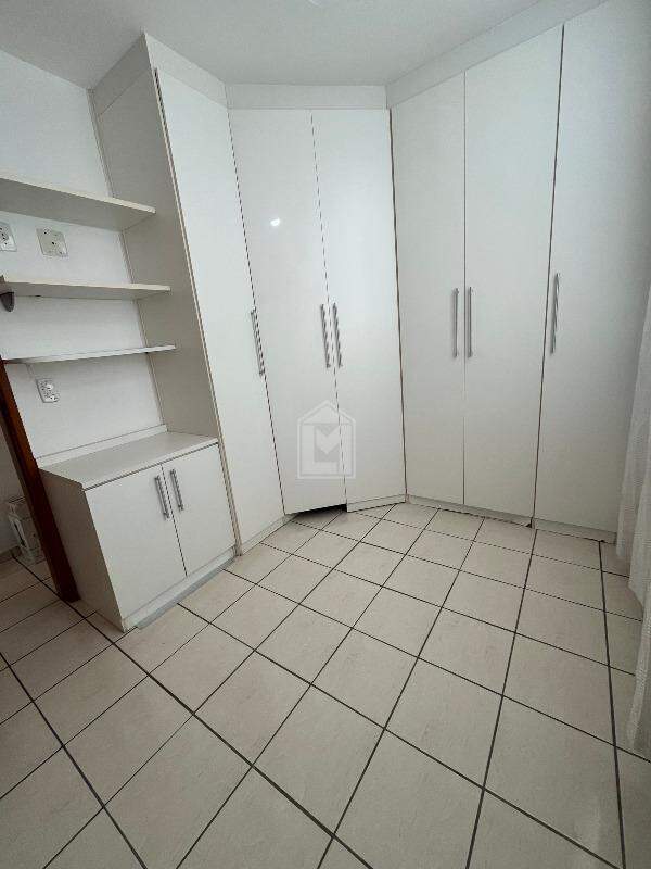 Apartamento para aluguel no Jardim Camburi: 
