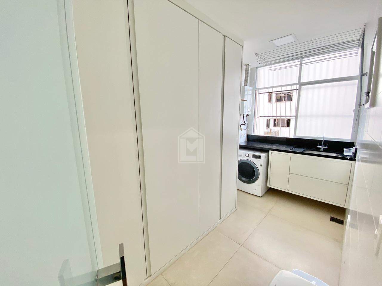 Apartamento à venda no Praia do Canto: 