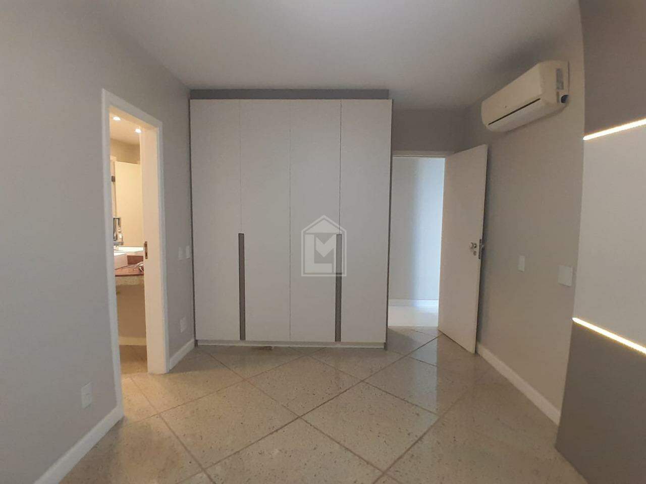 Apartamento, 4 quartos, 235 m² - Foto 18