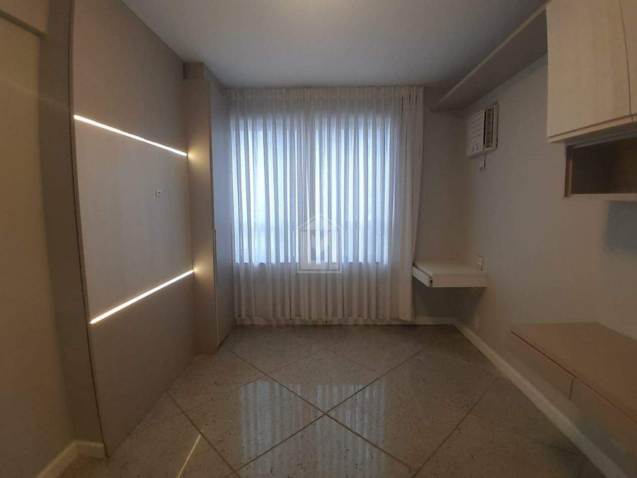 Apartamento, 4 quartos, 235 m² - Foto 21