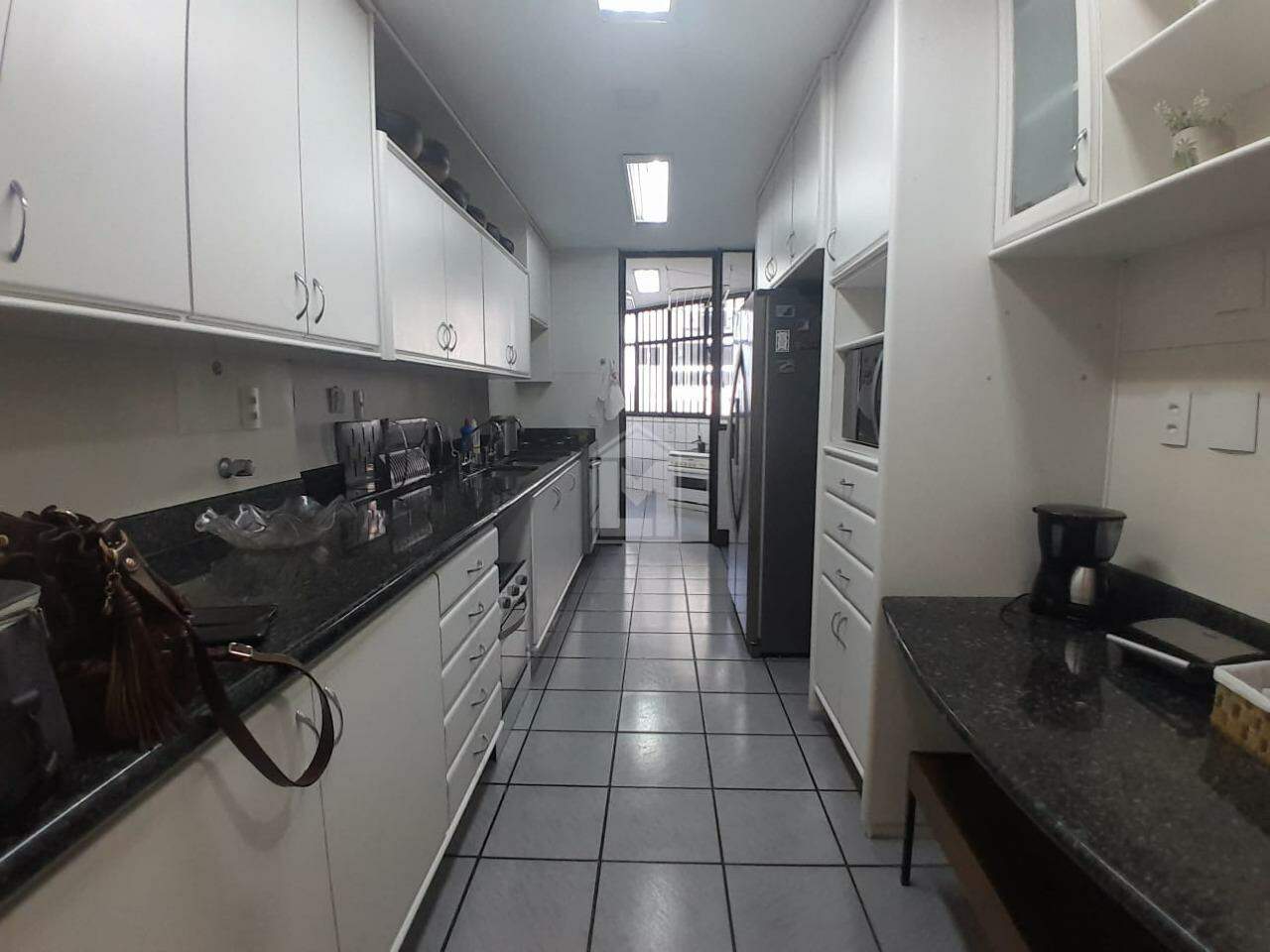 Apartamento, 4 quartos, 235 m² - Foto 9