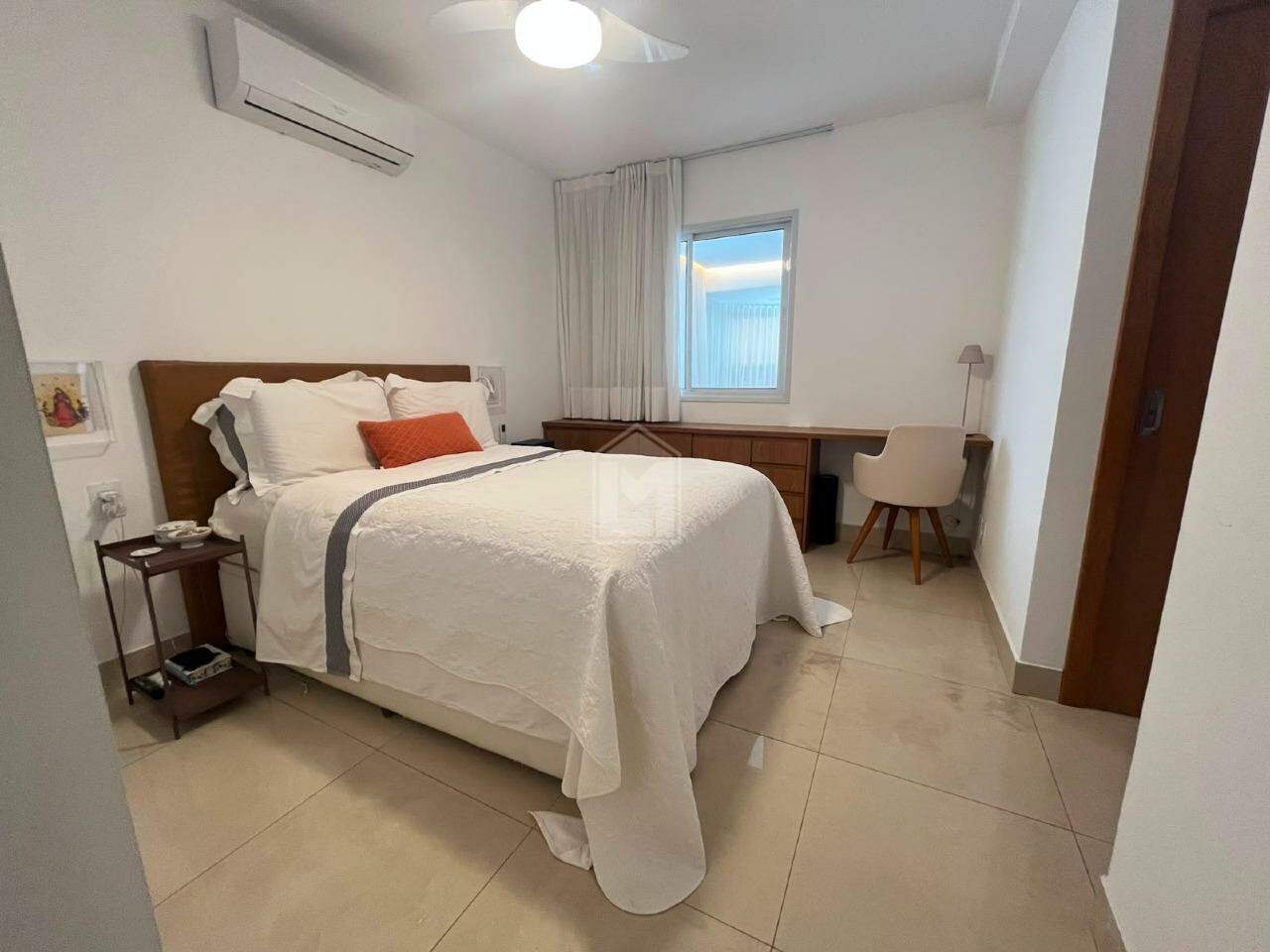 Apartamento, 4 quartos, 130 m² - Foto 8