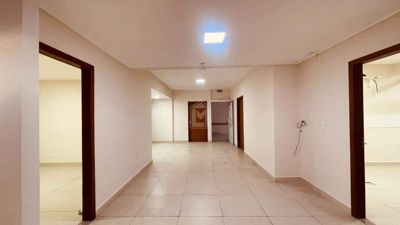 Casa, 10 quartos, 203 m² - Foto 9