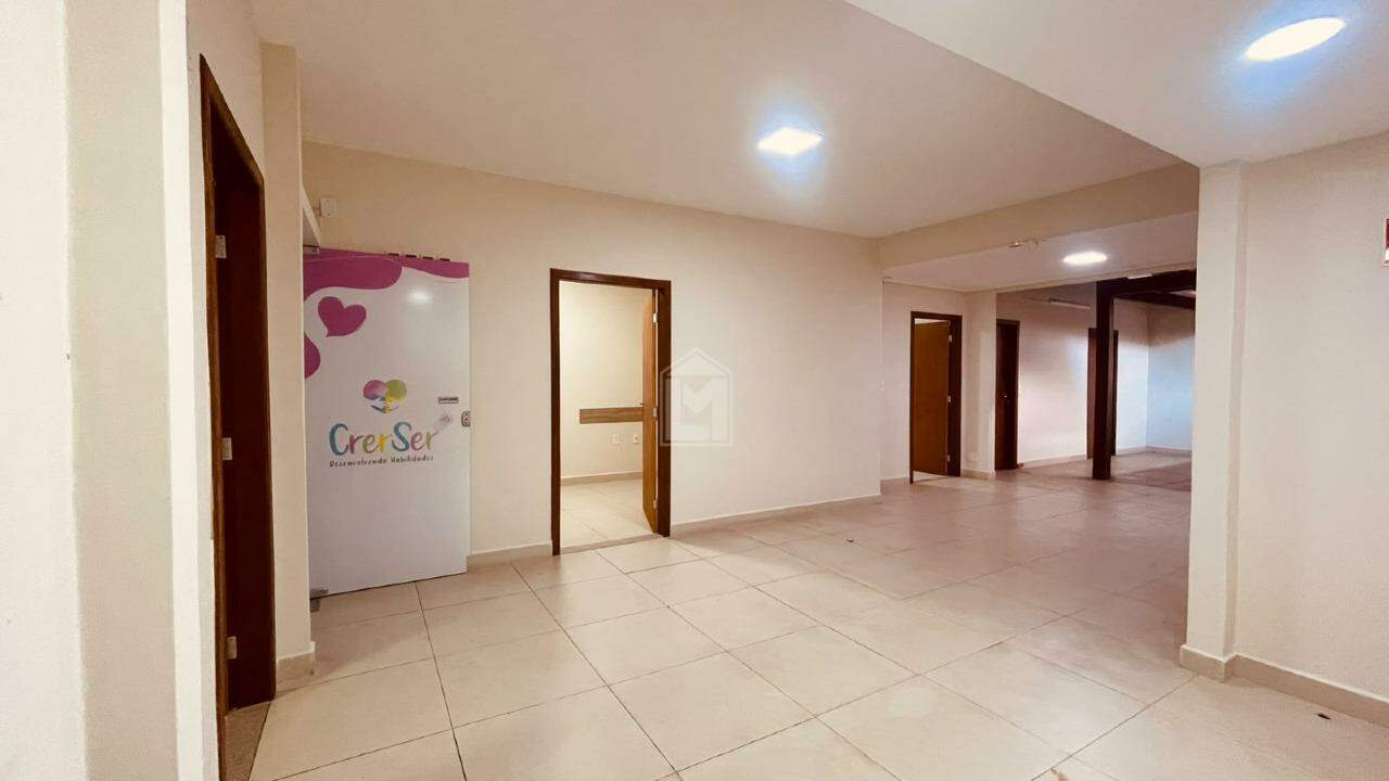 Casa, 10 quartos, 203 m² - Foto 8