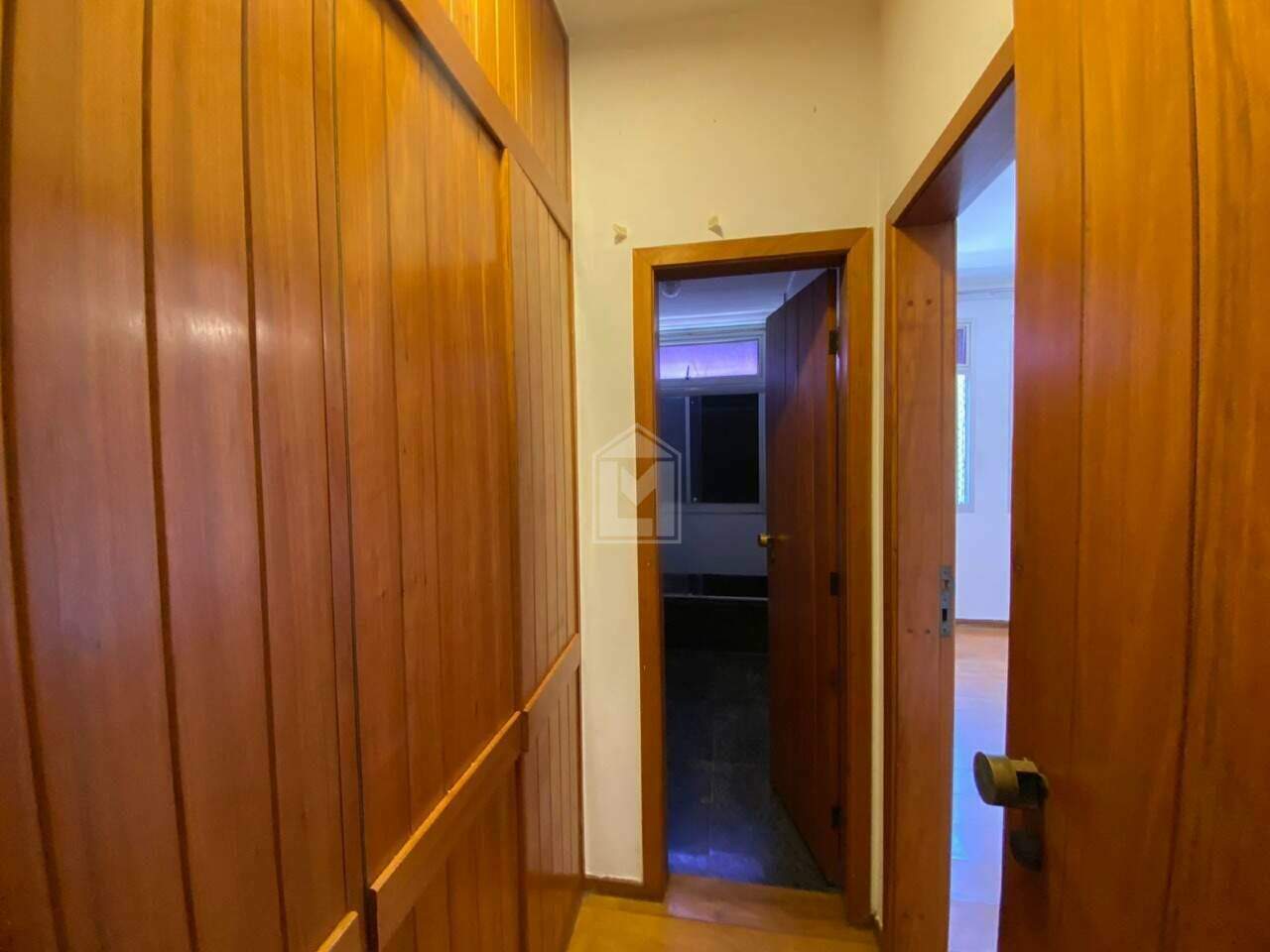 Apartamento à venda com 4 quartos, 360m² - Foto 8