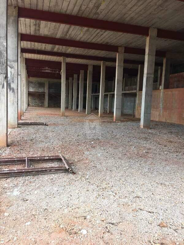 Depósito-Galpão-Armazém para alugar, 700m² - Foto 2