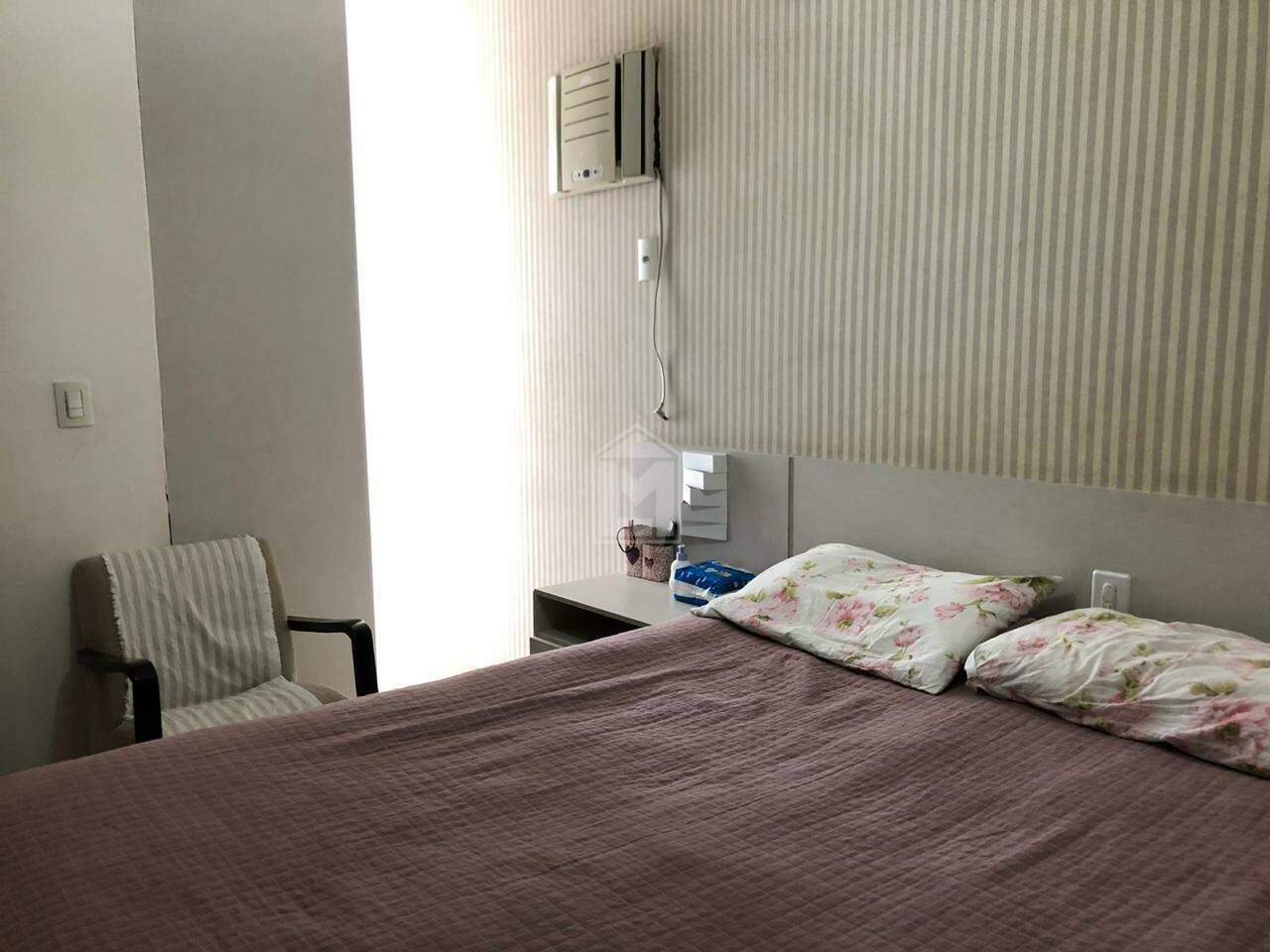 Apartamento à venda com 3 quartos, 98m² - Foto 18