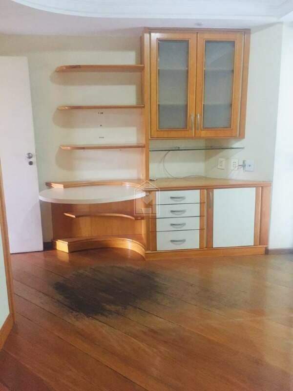 Apartamento à venda com 4 quartos, 168m² - Foto 15